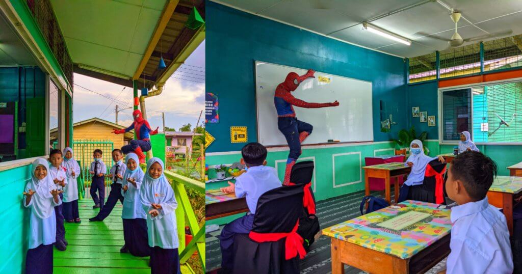 Berubah Jadi Spiderman, Cikgu Pedalaman Sarawak Ini Buat Kejutan Sambut Pelajar Ke Sekolah