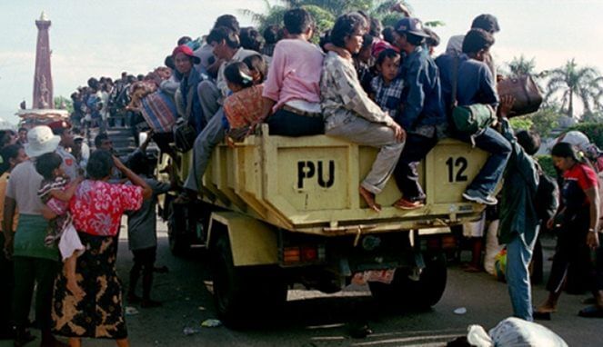 Tragedi Ketupat Berdarah Sambas 1999, Peristiwa Hitam Perkauman Di Pagi Raya