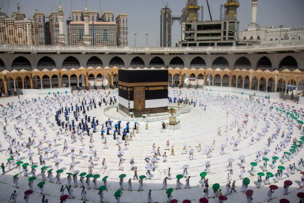 Arab Saudi Wajibkan Jemaah Haji Tahun Ini Ambil Vaksin COVID-19