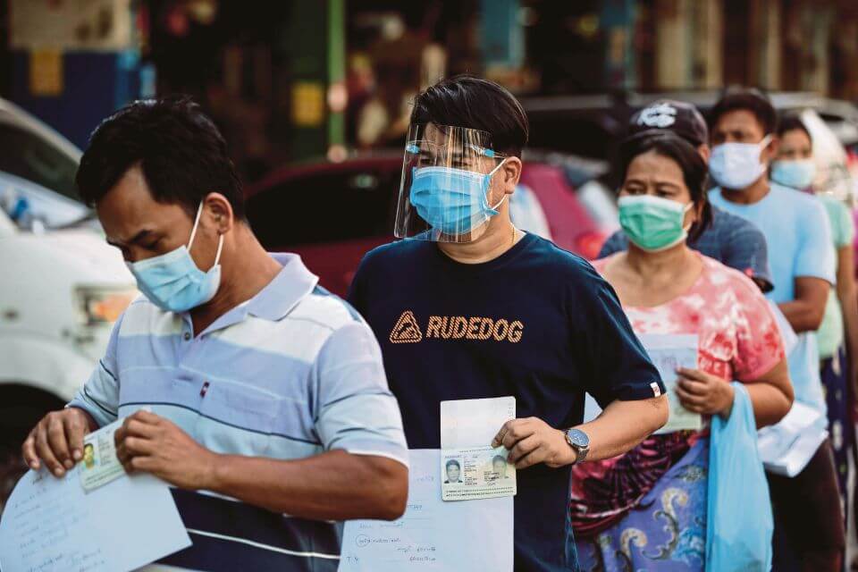 VIP Didakwa Potong Barisan Di Pusat Vaksinasi, Netizen Desak JPBNS Dan KKM Lancar Siasatan