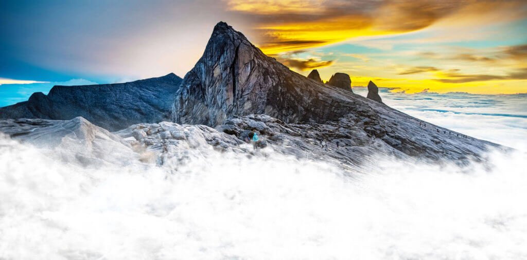 mountkinabalu full Lagenda Gunung Kinabalu, Dan Bagaimana Ia Mendapat Namanya