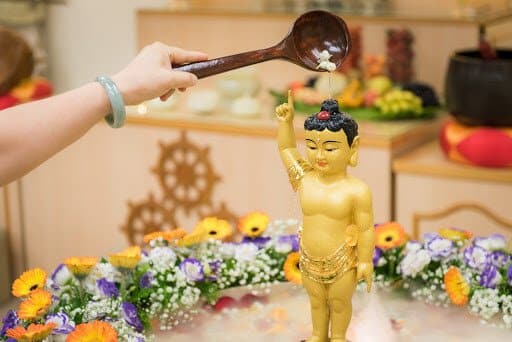 Kuil Terpilih Dibenarkan Buka Selama 1 Jam Sahaja, SOP Hari Wesak Di Sarawak Turut Diperketatkan