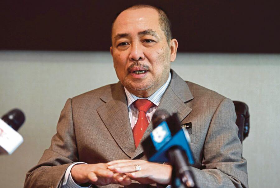 Menteri Dan Pembantu Menteri Di Sabah Potong 50% Gaji Selama 2 Bulan, Bantu Biaya Pengurusan Pandemik COVID-19