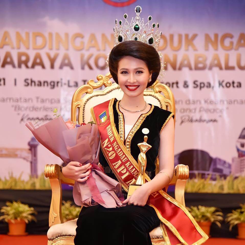 Biodata Maya Hejnowska, Juara Pertandingan Unduk Ngadau Kaamatan 2021