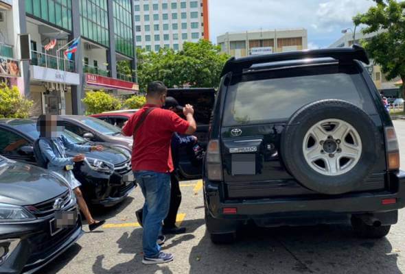 Didakwa Cabul Peserta Unduk Ngadau Sabah, Ahli Politik STAR Kini Ditahan Polis