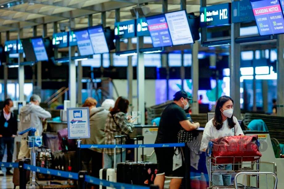 Pelajar Sarawak Yang Menyambung Pelajaran Ke Luar Negara Boleh Mohon Vaksinasi Awal- Dr. Sim