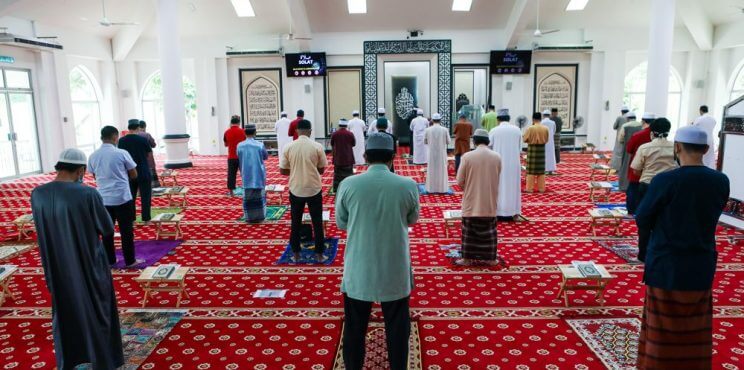 Majlis Islam Sarawak Benarkan Masjid, Surau Dibuka Untuk Menunaikan Solat Fardu Dan Jumaat