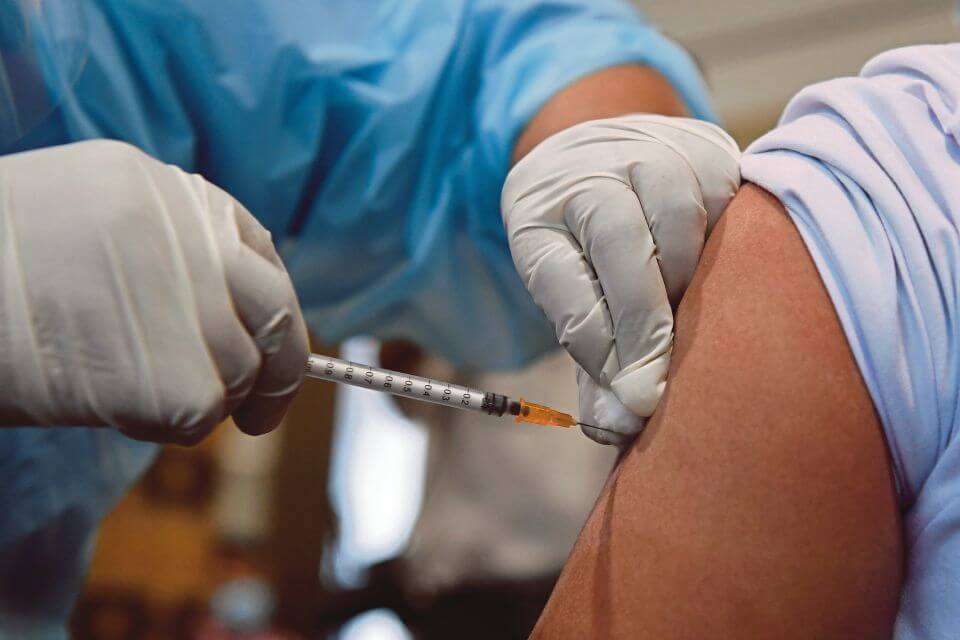 Individu Di Sarawak Sudah Boleh Dapatkan Vaksin Secara 'Walk-In' Di PPV Mulai 23 Julai
