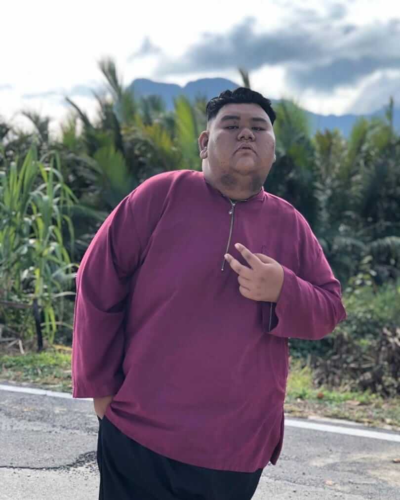 Pemuda Bersuara Lunak Dari Sarawak Ini Tular Di Indonesia Sehingga Dilamar Melly Goeslaw