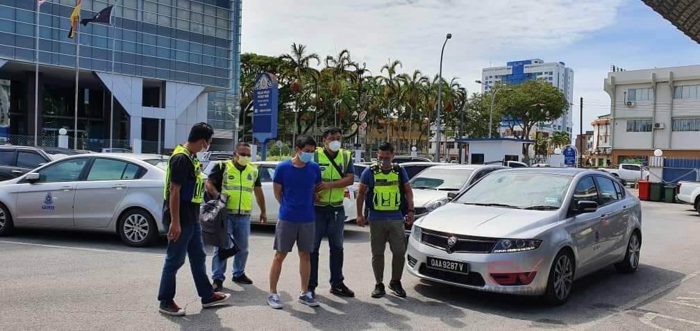 Suspek Kes Bunuh Ahli Politik Bill Kayong Berjaya Diberkas Setelah 6 Tahun Diburu