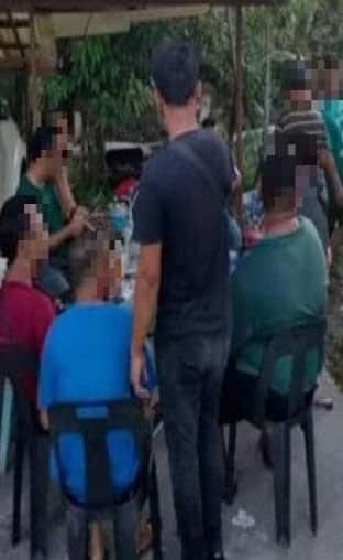 Berkumpul Sambut Hari Jadi Masa PKP, Polis Keluarkan Kompaun RM 15K Kepada 10 Lelaki Di Kuching