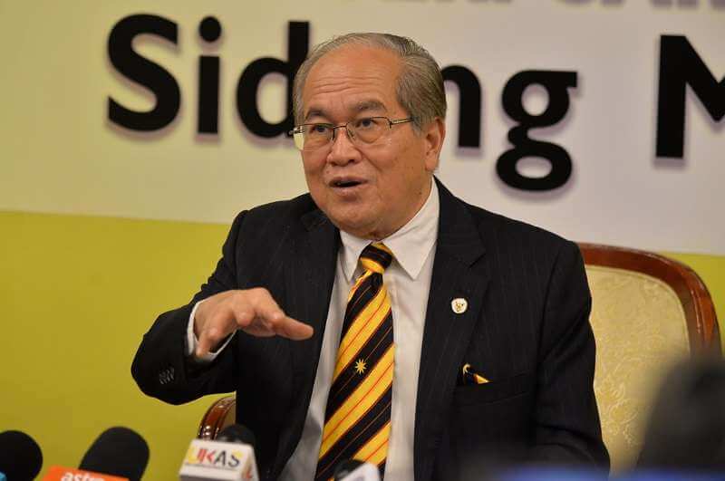 Sarawak Tunggu Lampu Hijau Untuk Laksanakan Dos Ketiga 'Booster' Vaksin COVID-19