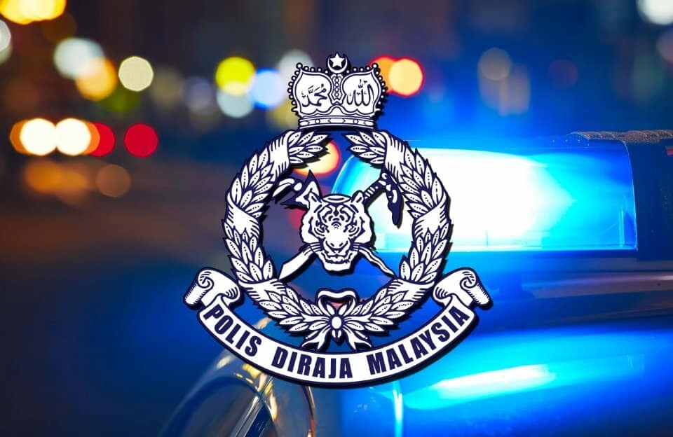RELA Patah Kaki Setelah Dilanggar Remaja 15 Tahun Yang Merempuh Sekatan Jalan Raya Di Kuching