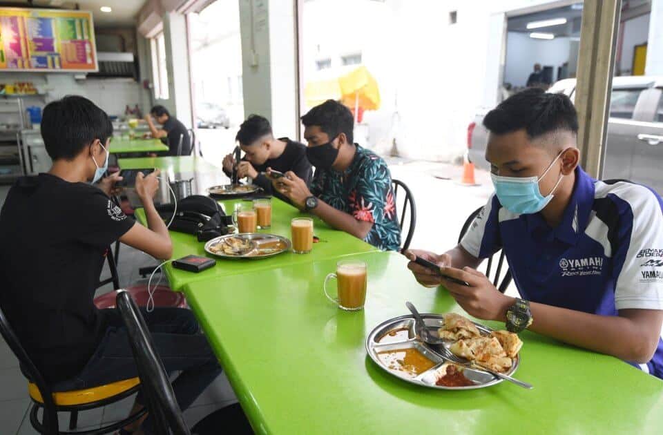 TERKINI: Dine-In Di Kedai Makan Adalah Dibenarkan Di Sarawak Mulai Esok