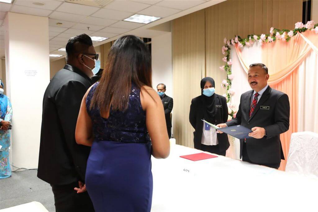 Kadar Kelahiran Di Sarawak Turun 50% Tahun Ini, Menteri Ini Kata Ia Sesuatu Yang Membimbangkan