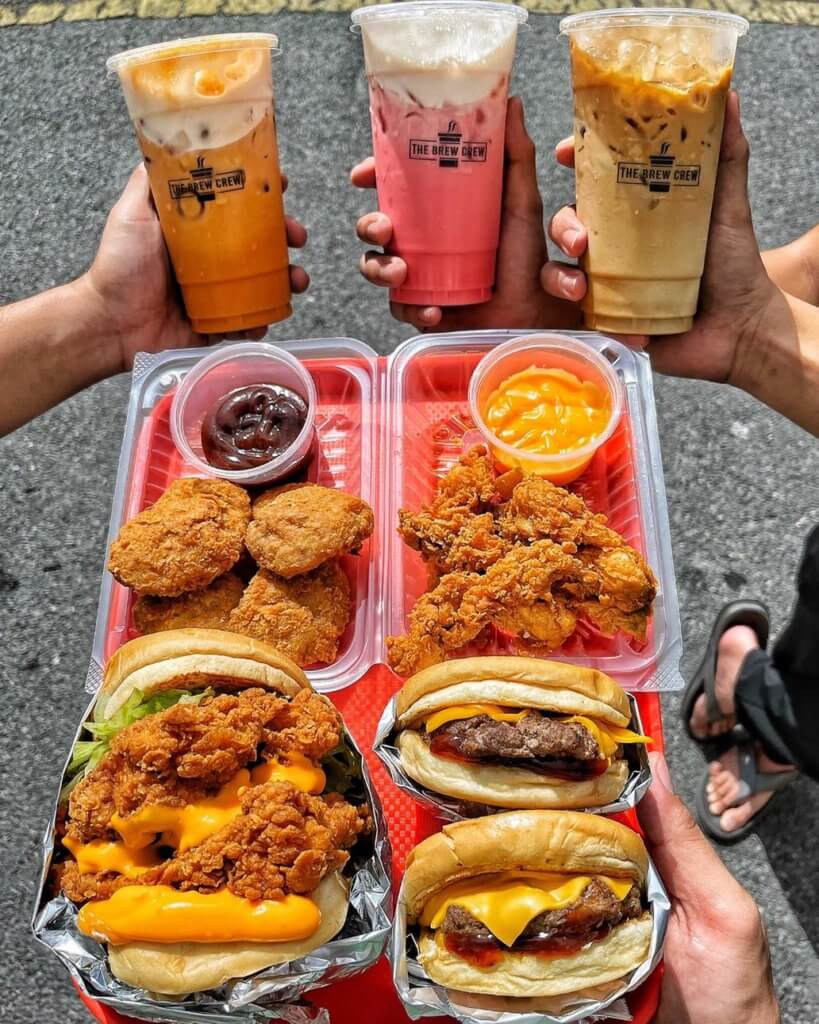 Berjaya Luaskan Empayar Sampai Semenanjung, Kenali Kedai Kopi Ori Sarawak The Brew Crew