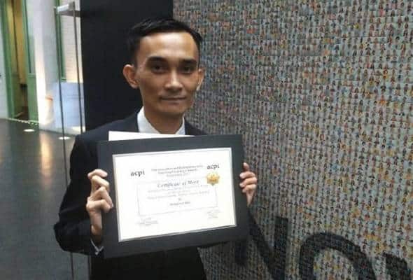 Persembah Puisi Guna Bahasa Isyarat, Pelajar OKU Dari Sabah Ini Menang Festival Antarabangsa 'American Charm'