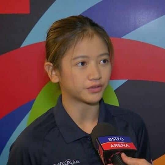 2 Gadis Sarawak Terpilih Wakili Malaysia Untuk Kejuaraan Ragbi Asia Di Dubai
