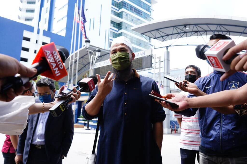 "Ini Fitnah Dan Tuduhan Melampau", Ustaz Ebit Lew Bagi Keterangan Laporan Kes Gangguan Seksual