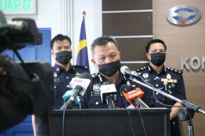 Bunuh Rakan Sekerja Kerana Sering Dibuli, Warga Indonesia Serah Diri Di Balai Polis Bintawa