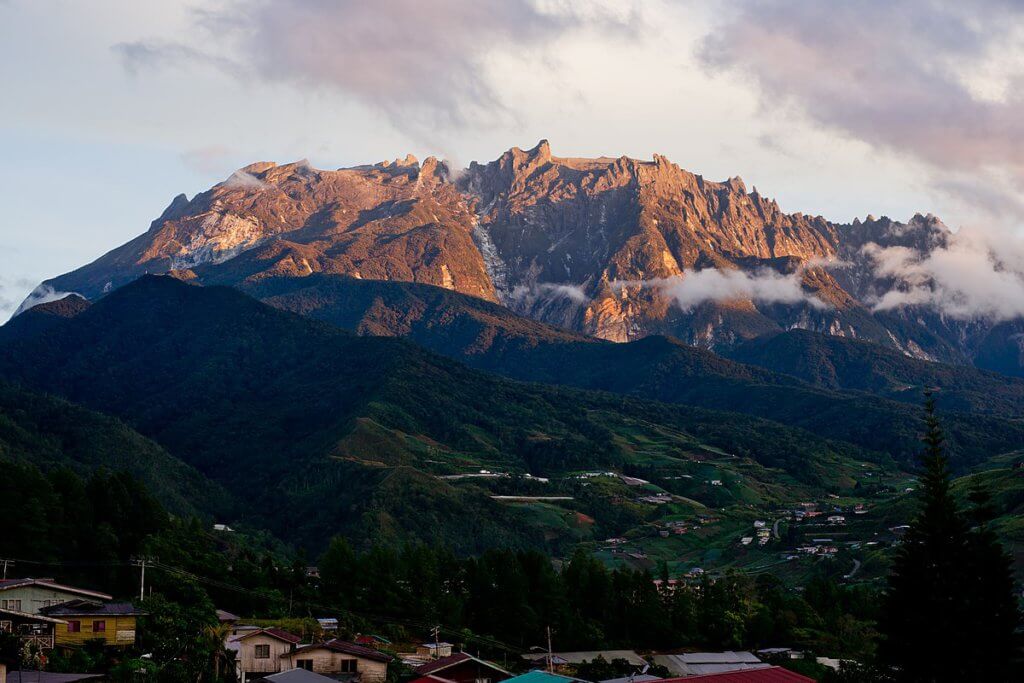Gunung Kinabalu Sabah Sudah Dibuka Untuk Kunjungan Awam