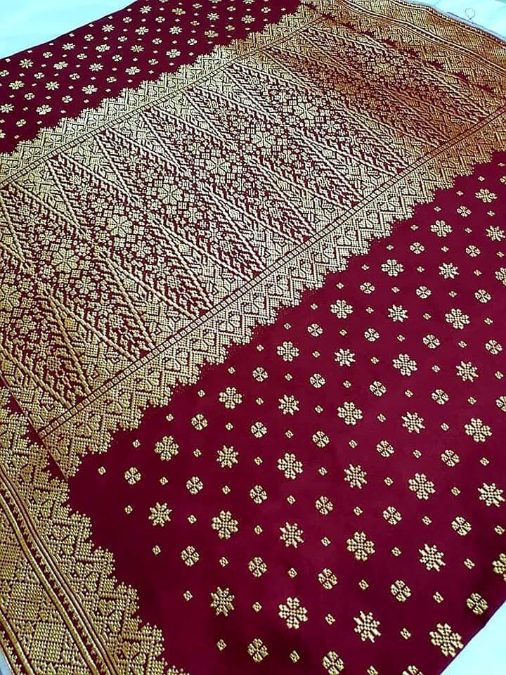 Ditenun Menggunakan Sifir Khas, Kenali Keunikan Songket Sarawak