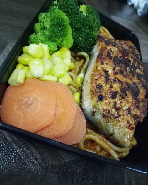 Ini Adalah 6 Port Makan Yang Menyajikan Hidangan Sihat Di Kuching