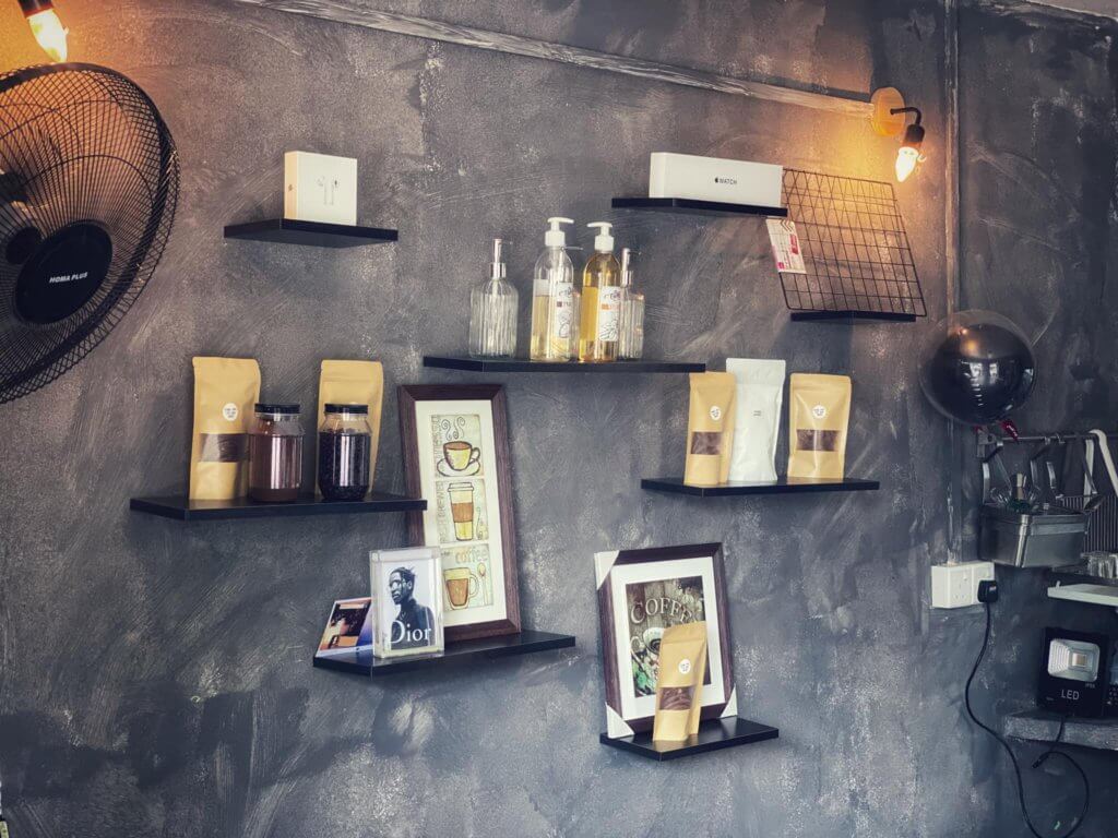 Sentuhan Minimalis Dan Klasik, Ini 3 Kedai Kopi Indie Yang Unik Di Kuching