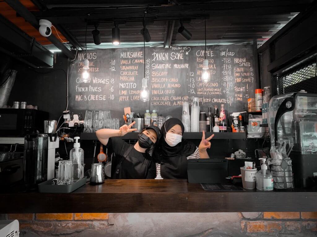 Sentuhan Minimalis Dan Klasik, Ini 3 Kedai Kopi Indie Yang Unik Di Kuching