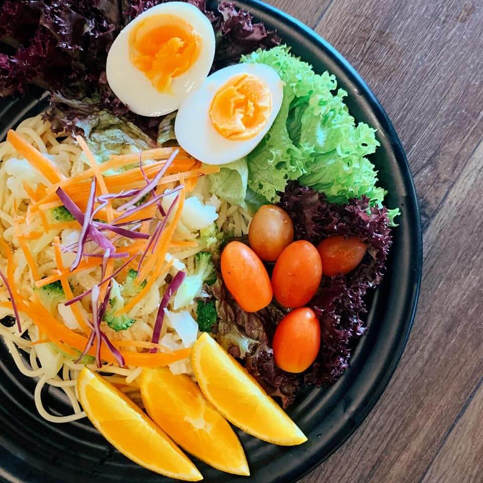 Ini Adalah 6 Port Makan Yang Menyajikan Hidangan Sihat Di Kuching