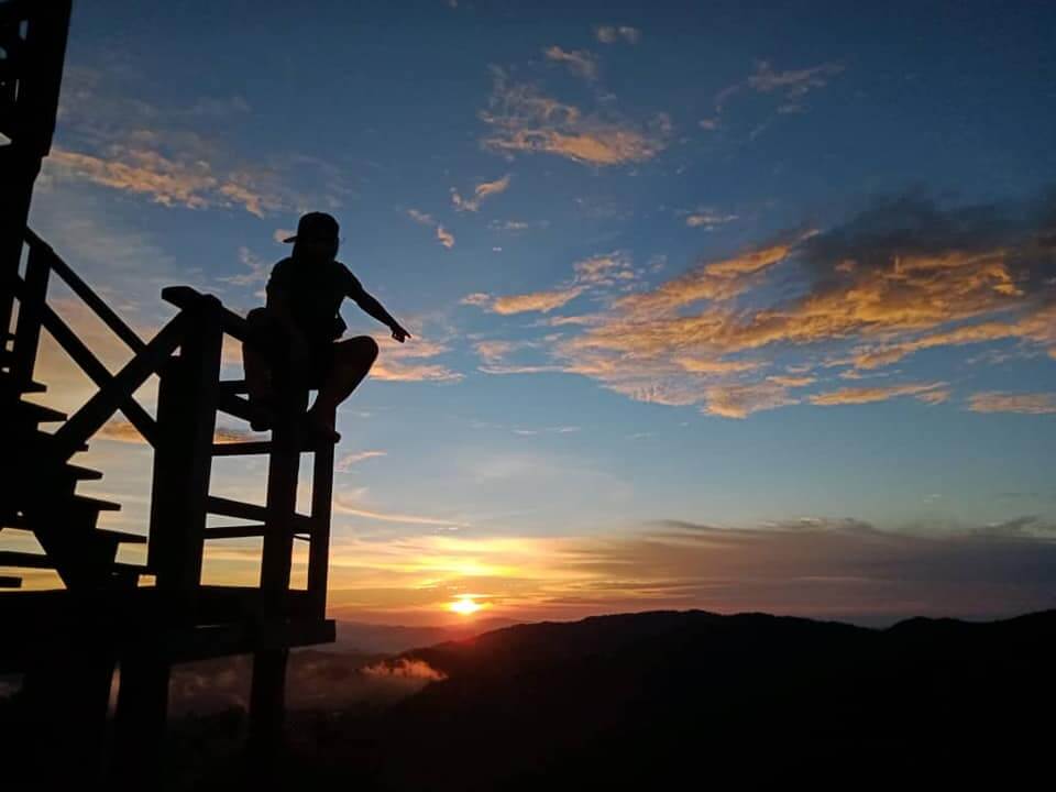 Aki-Aki Trail, Lokasi Pendakian Mengejar 'Sunrise Attack' Di Kundasang