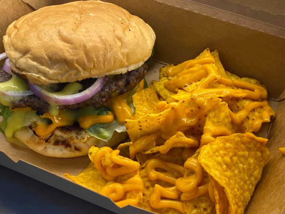 UPDATE 2021: Ini 9 Stall Burger Terbaik Di Kuching Yang Anda Perlu Cuba