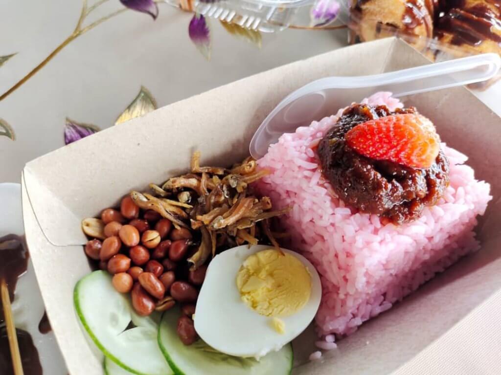 Satu-Satunya Ladang Strawberi Di Kuching, Jom Bawa Keluarga Ke Jantayu Strawberry Farm Matang