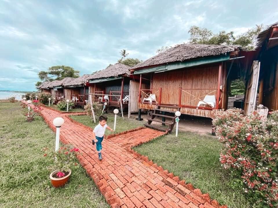 Resort Tepi Laut Di Kudat Ini Tawar Nikmat Bersantai Di Atas Bukit 8 255551189 1072943810123968 7477691089283560859 n Resort Tepi Laut Di Kudat Ini Tawar Nikmat Bersantai Di Atas Bukit