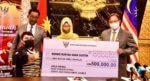 Bonnie Dan Yee Khie Terima Durian Runtuh Sehingga Setengah Juta Dari Kerajaan Sarawak