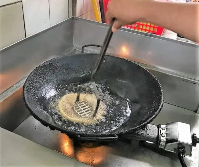 Hanya Di Kapit, Nikmati Roti Canai Goreng Unik Yang Diwarisi Sejak Empat Generasi Ini