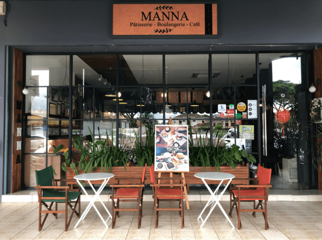 Kepada Penggemar Manisan, Ini Adalah 7 Kafe Pastri Yang Anda Mesti Cuba Di Kuching