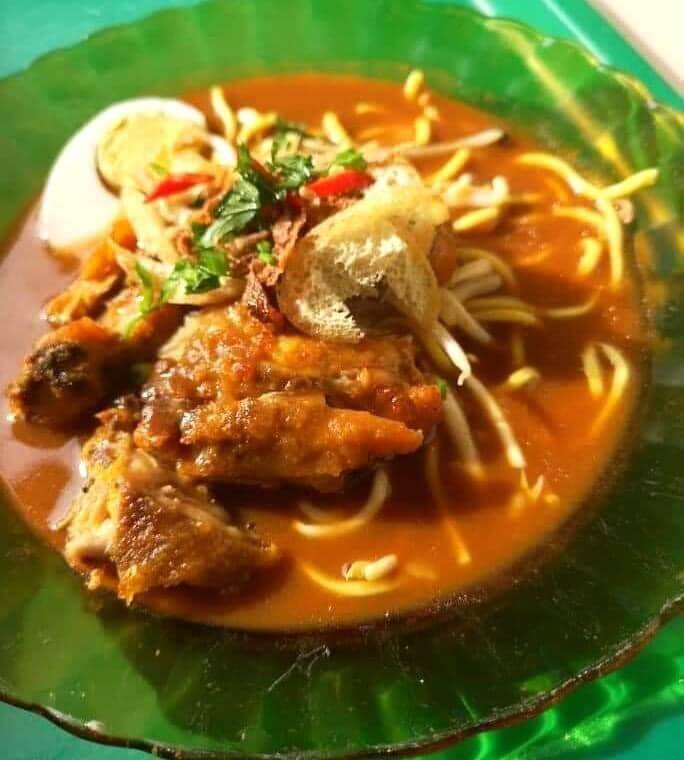 Port Makan Murah Di Kuching, Warung Hasmida Menawarkan Semua Menu Makanan Dengan Harga RM2 
