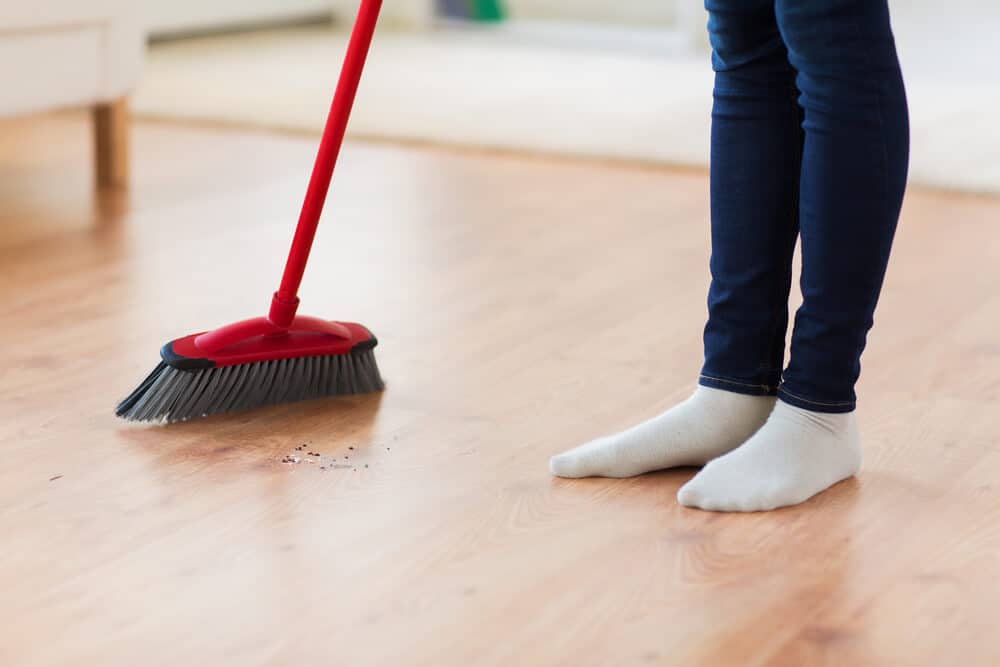 Benefits Of Sweeping The Floor Tak Dibenarkan Menyapu Rumah, Ini 5 Pantang Larang Tentang Tahun Baru Cina Yang Mungkin Anda Tak Tahu