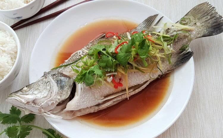 8 Makanan 'Bawa Tuah' Yang Lazimnya Dihidangkan Semasa Hari Tahun Baru Cina