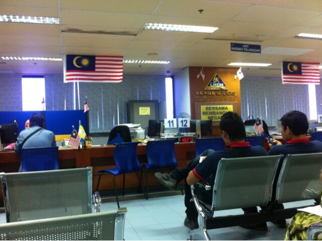 Temujanji Sentiasa Penuh Dicaras 'Runner', Lelaki Ini Kritik Sistem LHDN Sarawak Yang Lemah