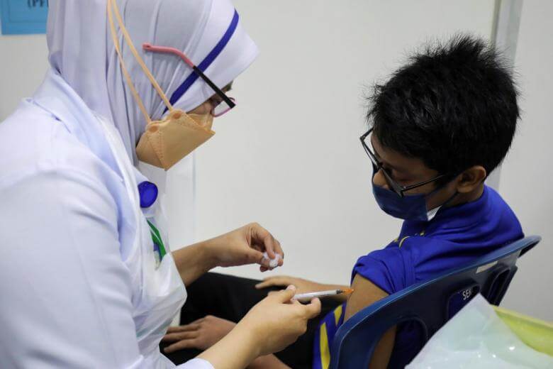 eb malaysia Kanak-Kanak Berusia 5 Hingga 11 Tahun Boleh Didaftarkan Untuk Vaksinasi COVID-19 Mulai 31 Januari 2022