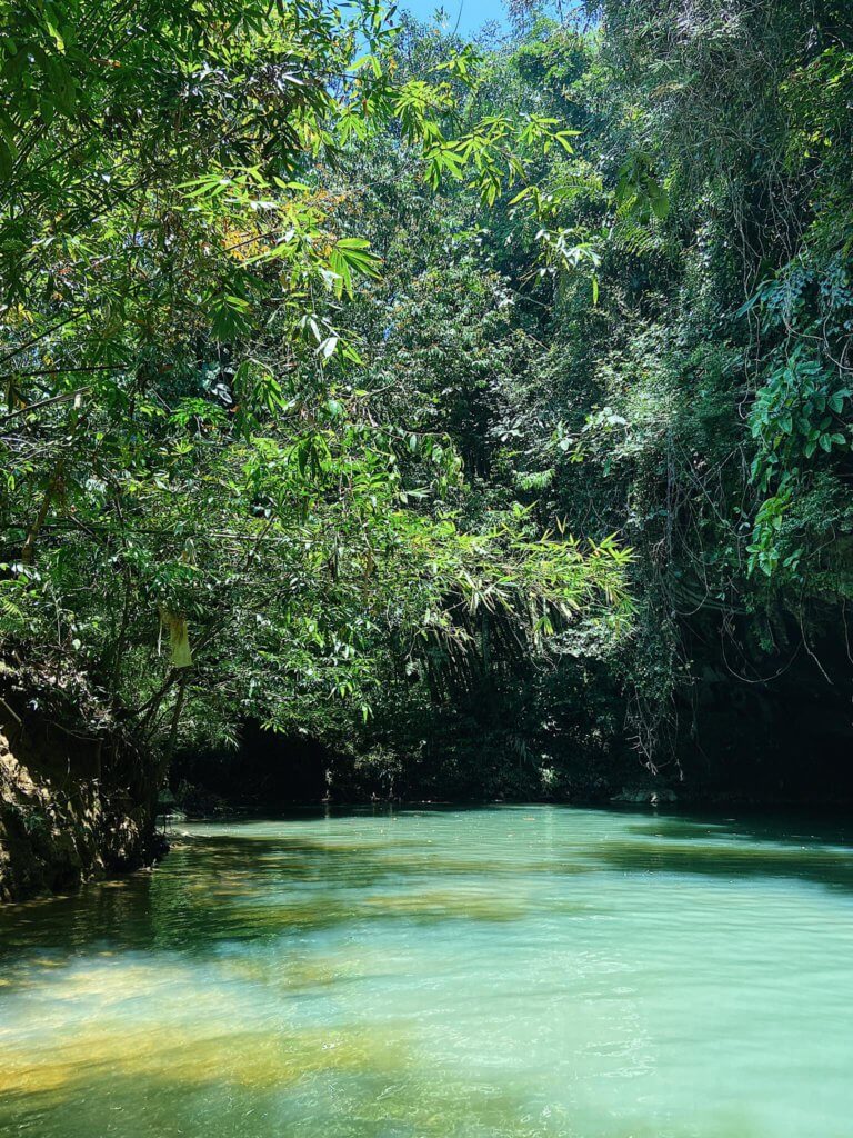 Air Sungai Berwarna Biru Yang Memukau, Anda Perlu Kunjungi Teng Bukap Blue Pool 7 165639959 10158969884574020 4079043730595961866 n Air Sungai Berwarna Biru Yang Memukau, Anda Perlu Kunjungi Teng Bukap Blue Pool