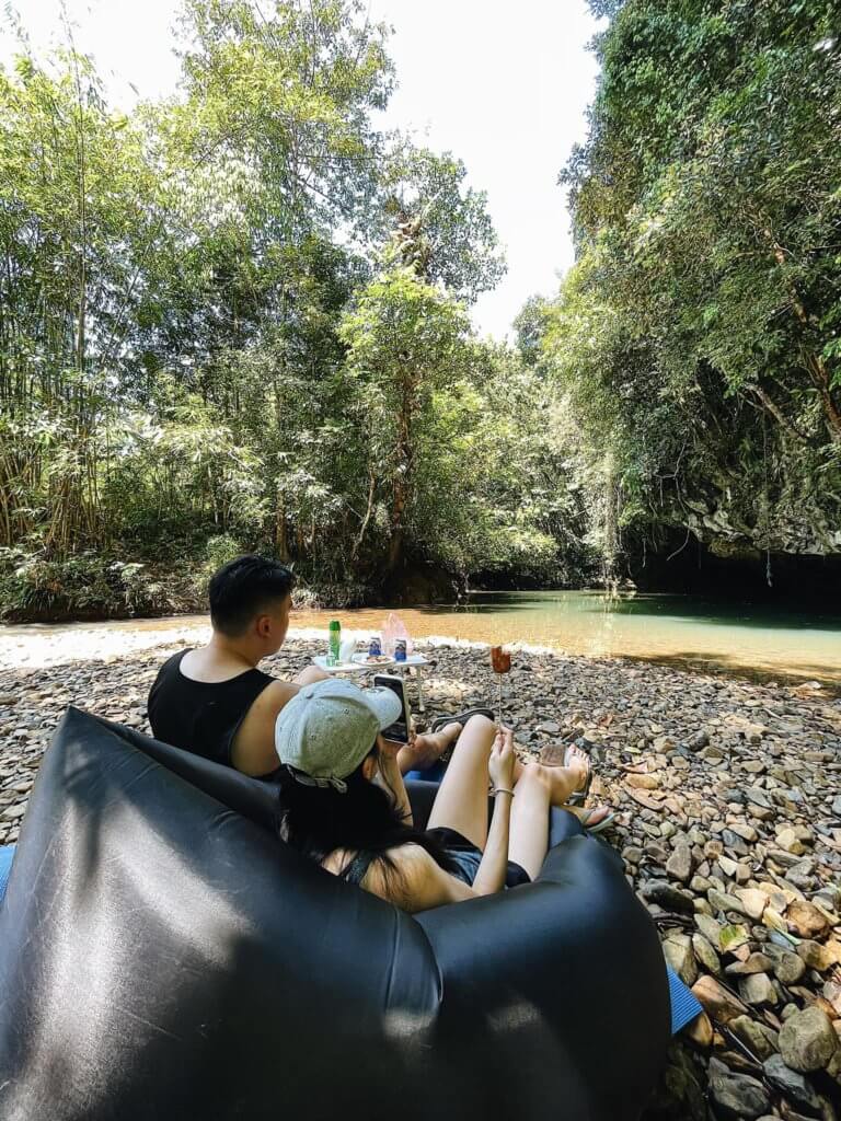 Air Sungai Berwarna Biru Yang Memukau, Anda Perlu Kunjungi Teng Bukap Blue Pool 13 166846345 10158969884014020 4835243444180544165 n Air Sungai Berwarna Biru Yang Memukau, Anda Perlu Kunjungi Teng Bukap Blue Pool