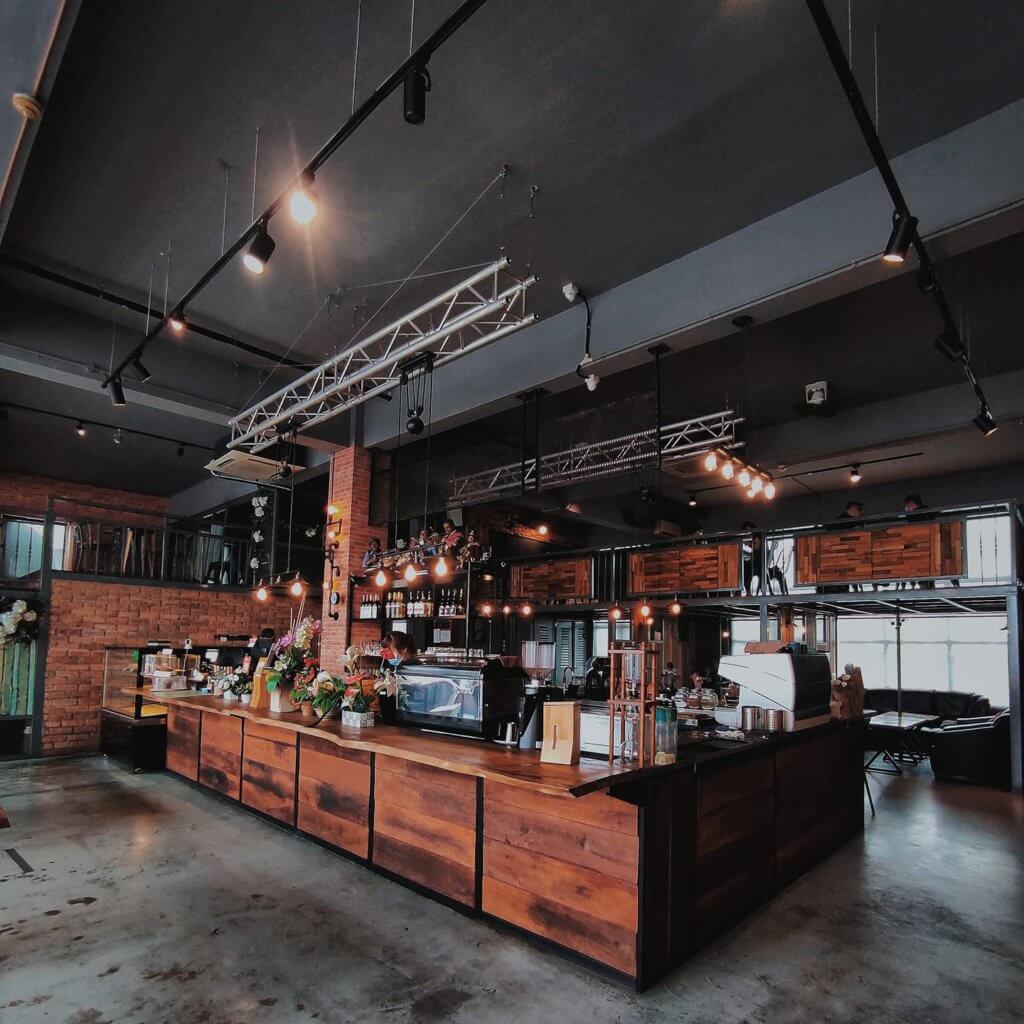 Kedai Kopi Estetik Untuk Anda Yang Suka Bersantai, Jom Ke The Coffee Factory Di Kuching