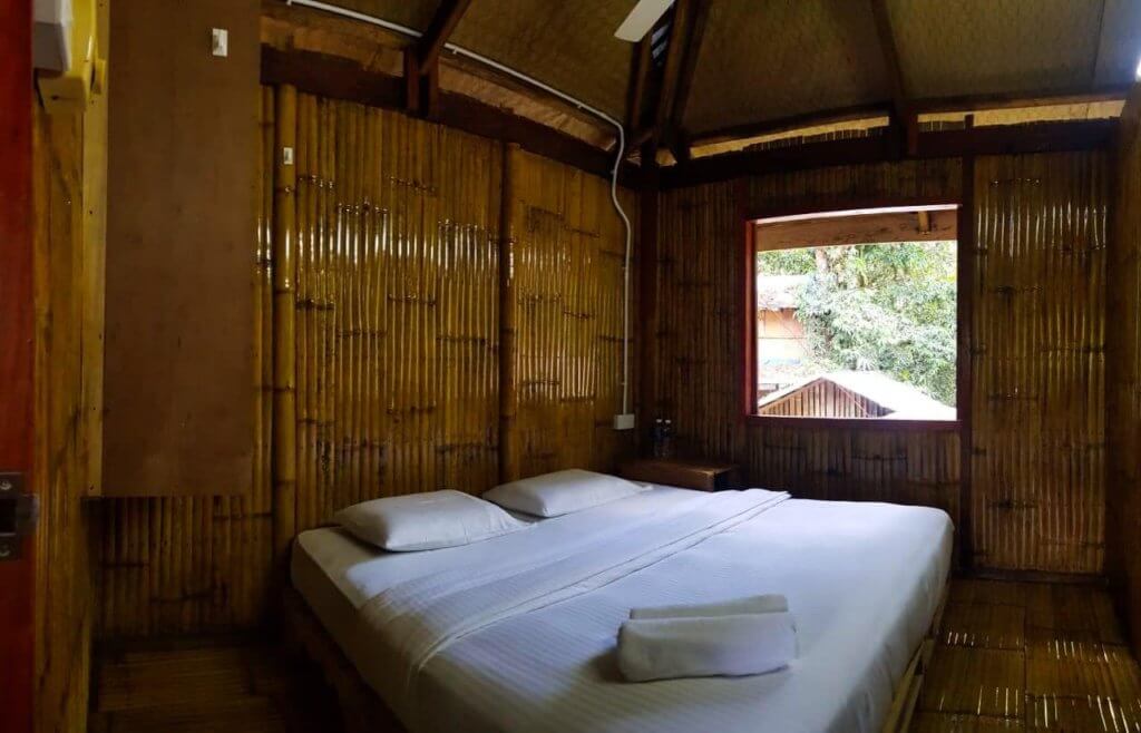 Yuran Masuk Hanya RM 3! Nikmati Suasana Tenang Di Libiki Bamboo Resort Bau Yang Dikelilingi Alam Semulajadi