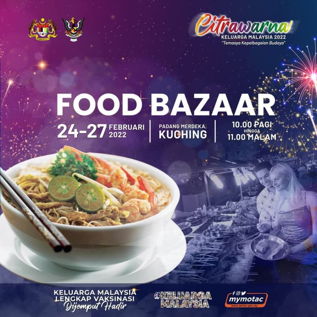 Buat Julung Kalinya, Meriahkan Citrawarna Keluarga Malaysia Di Waterfront Kuching Sambil Menonton Persembahan Di Pentas Terapung