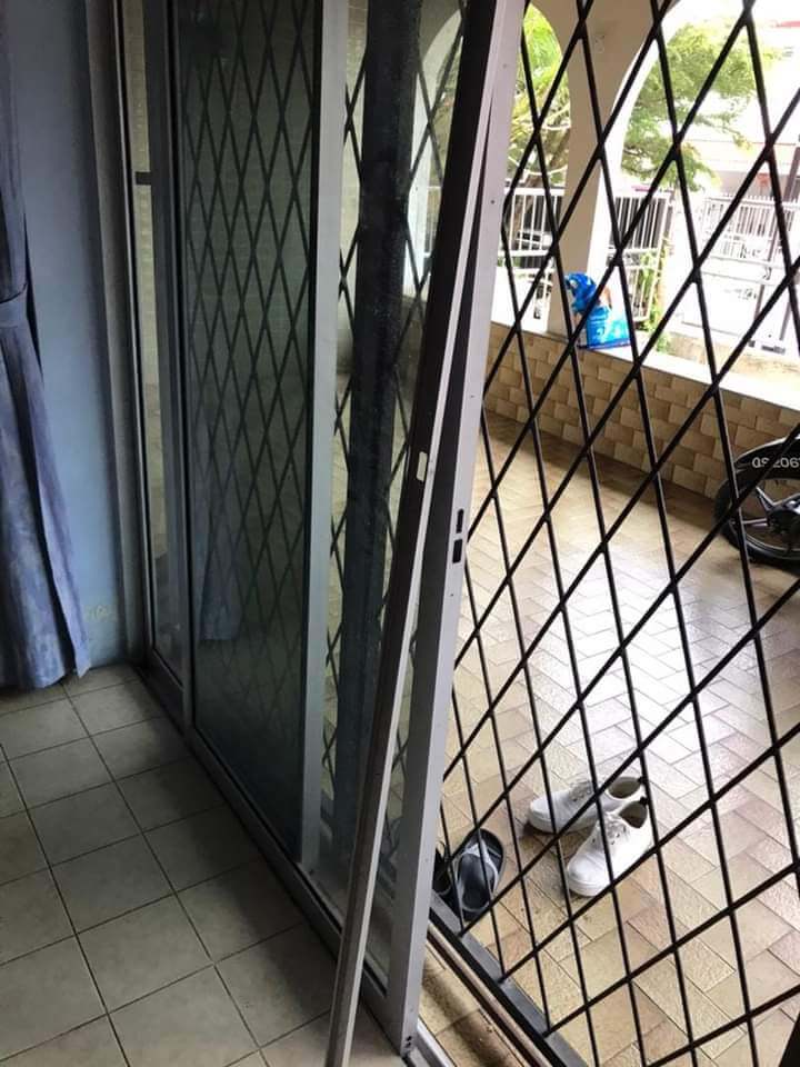 Lelaki Ini Geram Dapat Penyewa Dari Neraka, Rumah Sewa Ditinggalkan Hampir Musnah 11 WhatsApp Image 2022 02 05 at 9.38.27 PM Lelaki Ini Geram Dapat Penyewa Dari Neraka, Rumah Sewa Ditinggalkan Hampir Musnah
