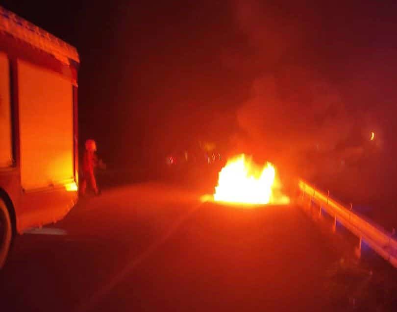 Lelaki Ini Bakar Diri Gara-Gara Kecewa Bekas Teman Wanita Jumpa Kekasih Baharu
