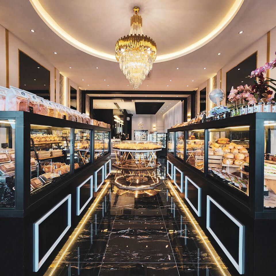 Kafe 3 Dalam 1! Lengkap Dengan Ruang Kerja, Taka Patisserie 3 Tingkat Ini Buka Di Saradise